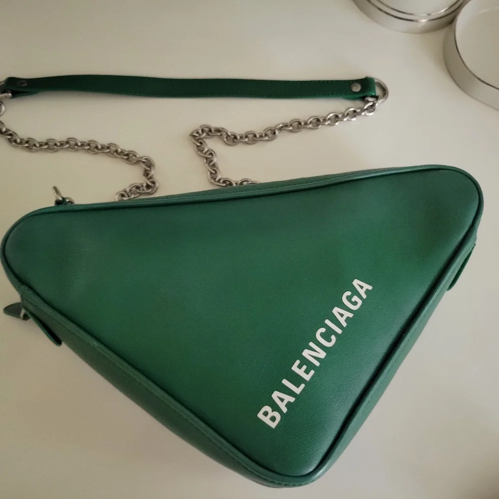 Balenciaga Triangle Leather bag - Picture 1 of 16